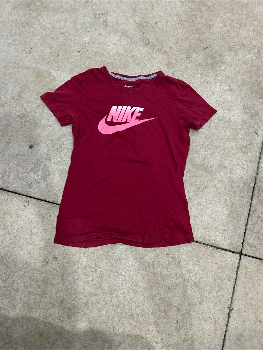 Nike Kids Short Sleeve Tee Burgundy with Pink Swoosh